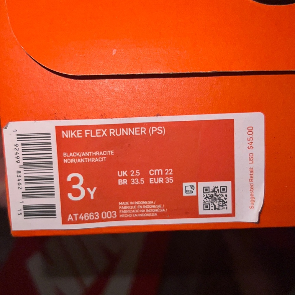 Boys sneakers